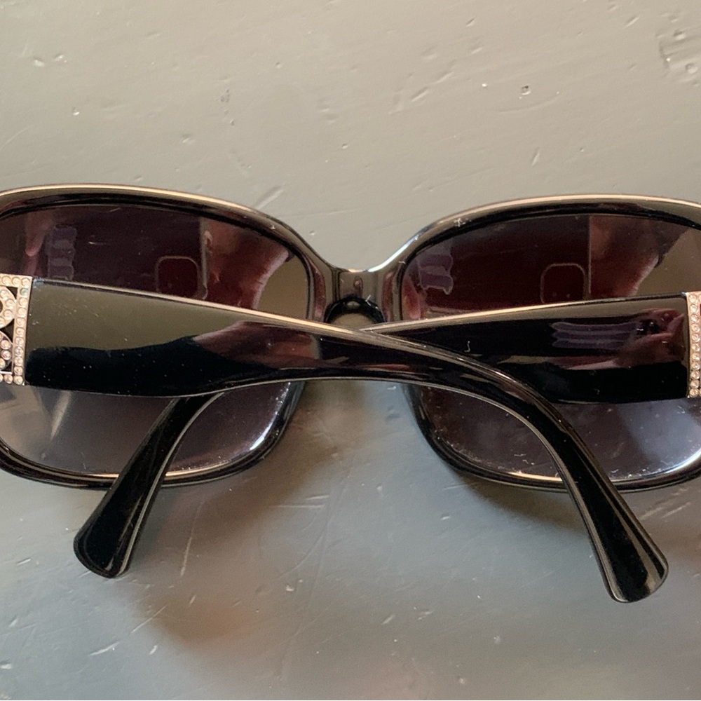 Coach Sunglasses S2025 - 001 Black Oval with Case - Picture 6 of 9